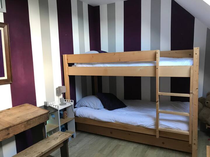 ห้องนอน 6 ที่ชั้น 1 