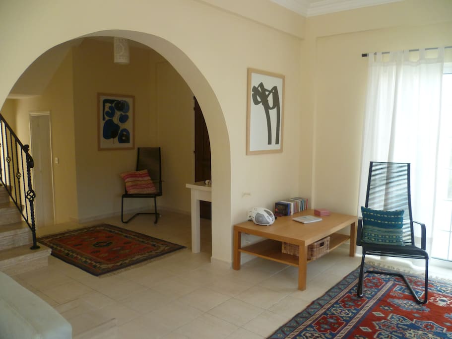 Lounge and hall