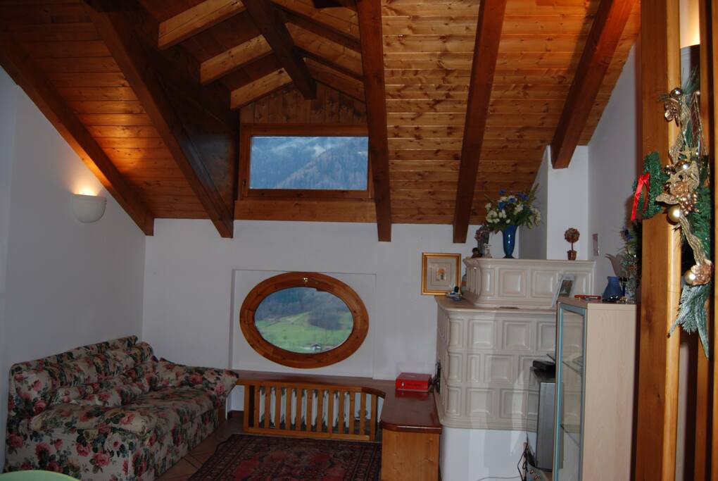 Ingresso Soggiorno con divano letto