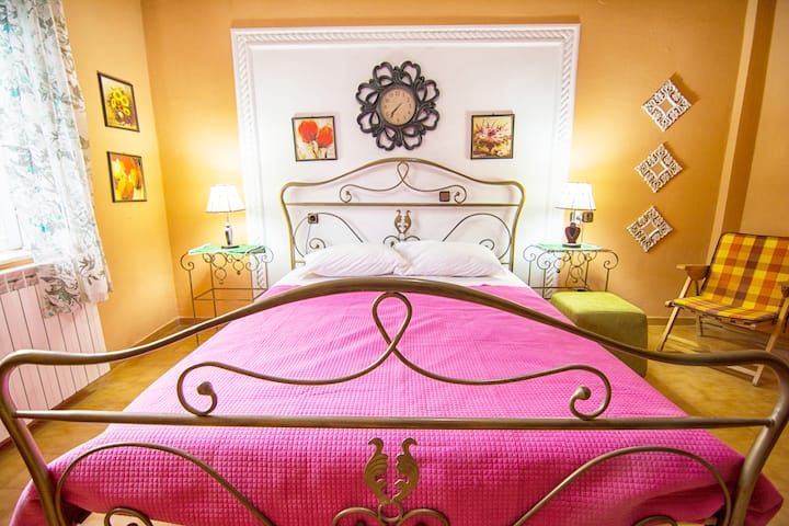 Вила Танасис с частен басейн и гледка към океана в Агиос Онуфриос Акротири Чания