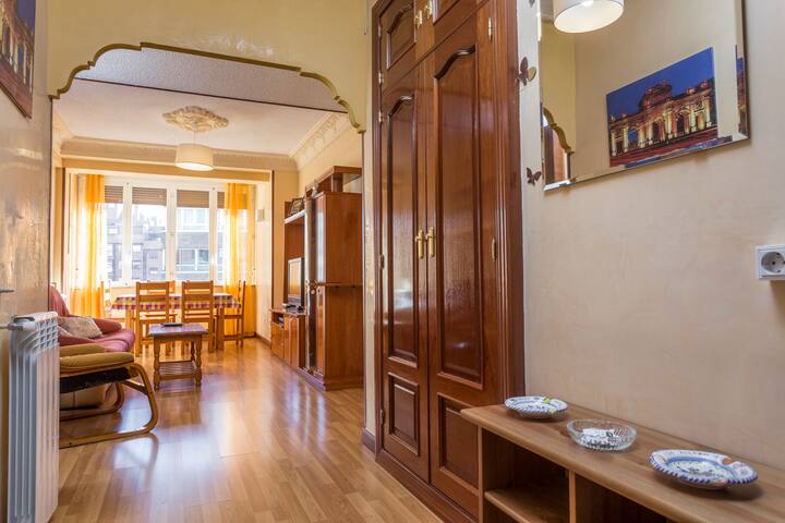 Flat Madrid Rio Park 4br 2bth gallery image 3