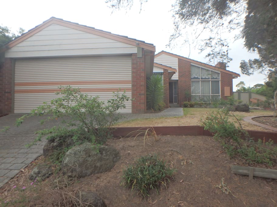 Front view of home