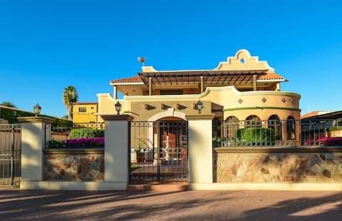 Villa Luna Resort Style Home in Loreto Town Center