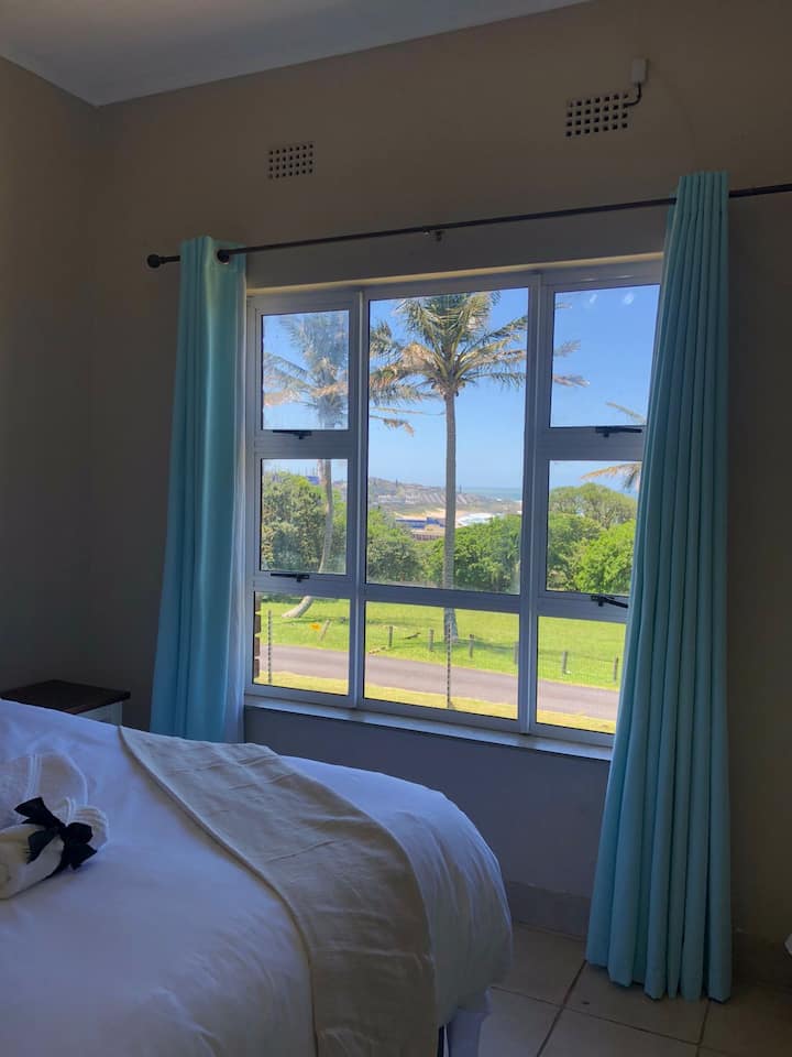 غرفة نوم 2  مطلة على البحر