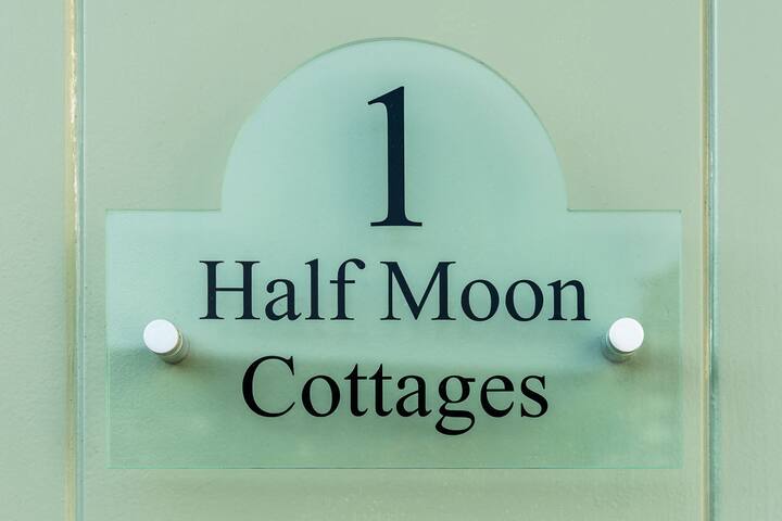 Half Moon Cottage On Reeth Village Green Cottages For Rent In