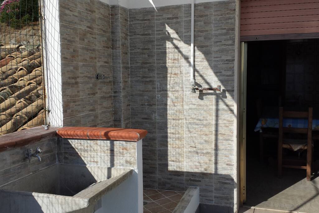 Doccia sul terrazzo