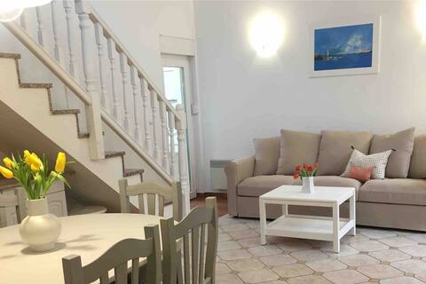 2 floors apartment by the sea