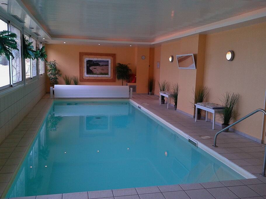 Piscine couverte et chauffé
