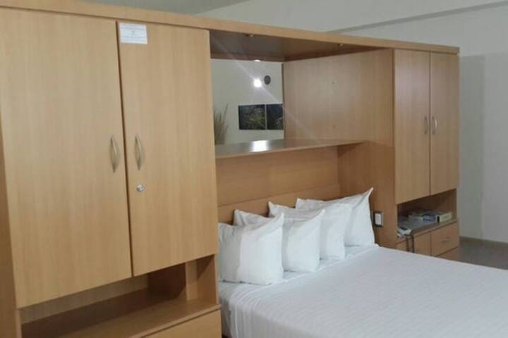 ✯ High-end Midtown Tower – All Suites gallery image 4