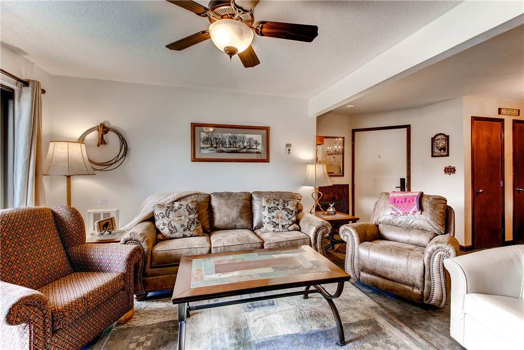Light Fixture,Couch,Furniture,Indoors,Room