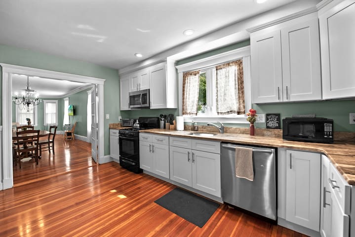 33 Cedar Street- Beautiful updated 3 bed/2bath