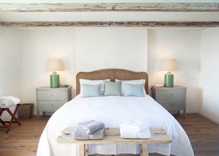 الغرفة 1 (حمام بدش)