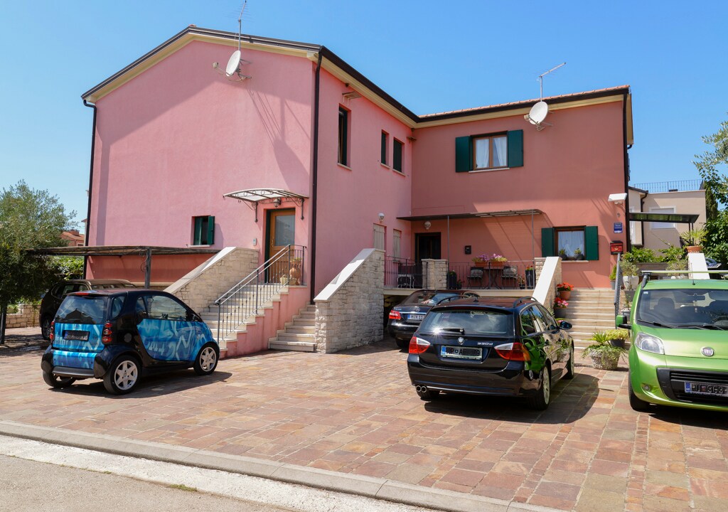 Apartment A Moela****