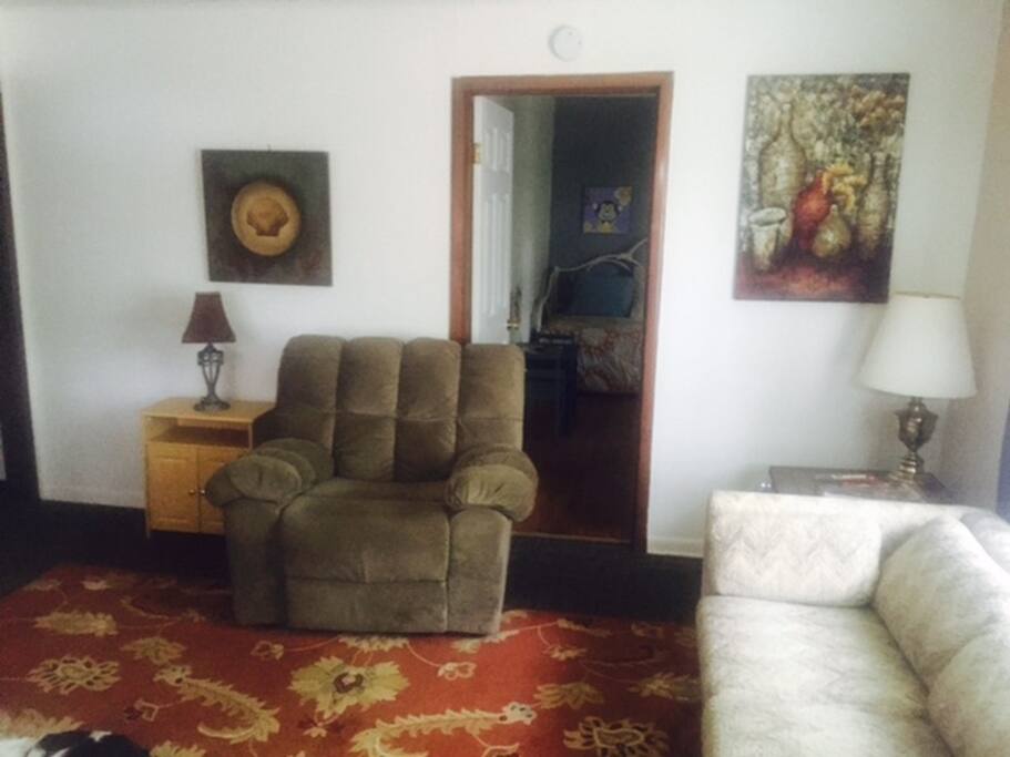 electric recliner & queen sofa bed