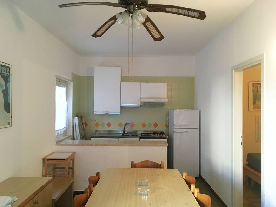 Open Space con Camera da pranzo e cucina - Open Space with Kitchen and dining room