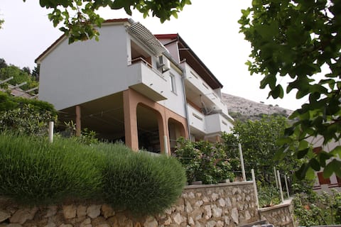 Top performing Airbnb: Apartment Maricic (for two) in Općina Punat