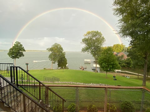 Lake Front With Beautiful View.