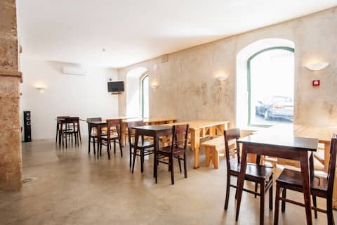 Unit 1865 Intendente&Services 26rooms&26bathrooms