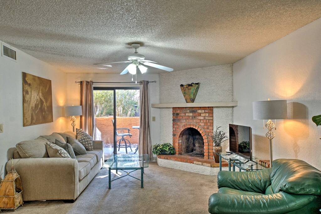 Settle into vacation mode in the 1,192-square-foot interior!