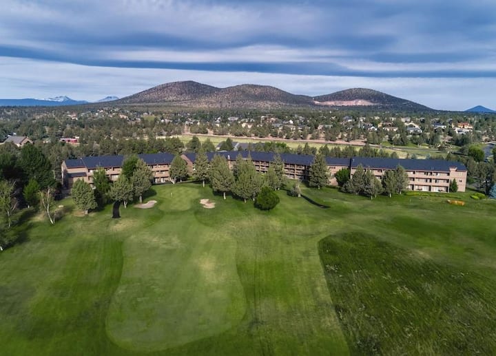 Two Bdrm Golfers Paradise Resort - Redmond, OR