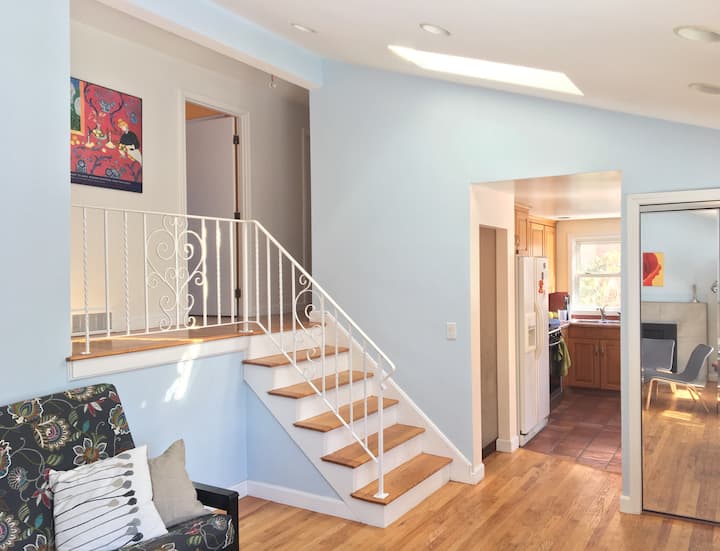 House In Quiet Area–bc/bu/harvard/longwood+parking - Newton, MA