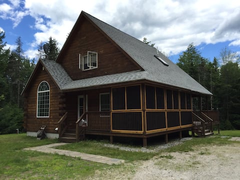 Quiet Hideaway, Lg Deck, Hot tub, Pet Friendly