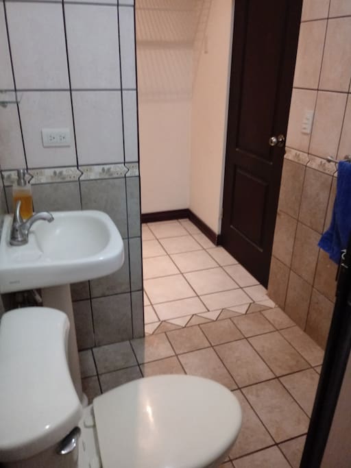 Baño y walking closet