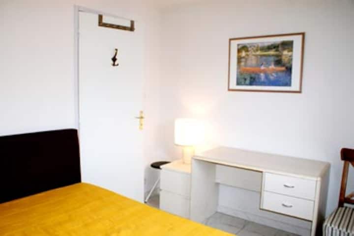 غرفة النوم الرئيسية