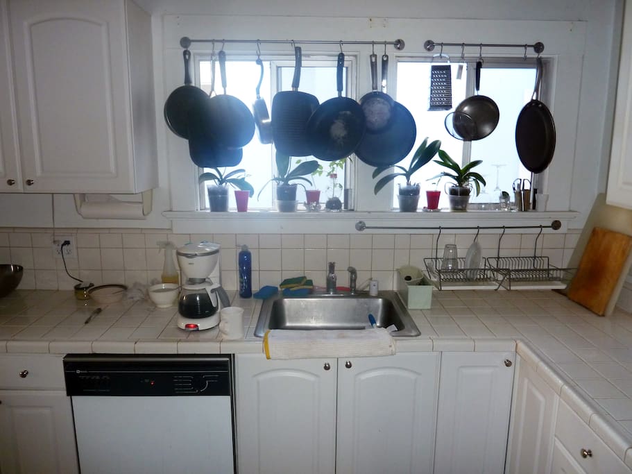 equipped kitchen
