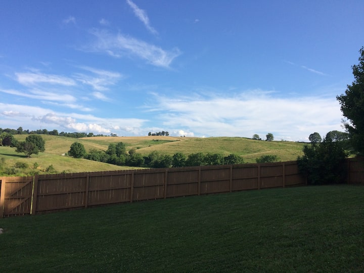 Christiansburg Vacation Rentals & Homes Virginia, United States Airbnb