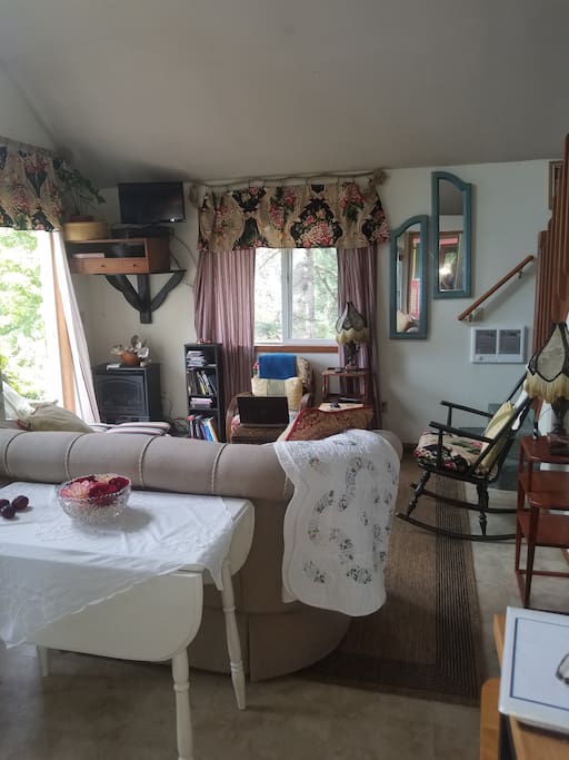Living/Dinning entertaining