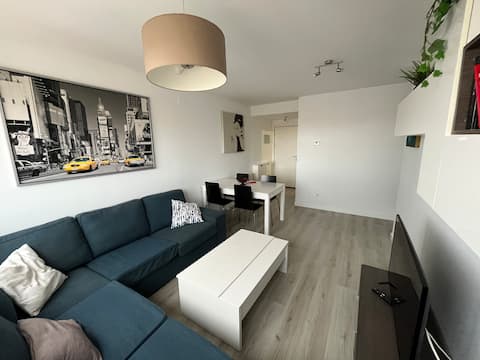 2 bedroom apartment, bright, Las Rozas