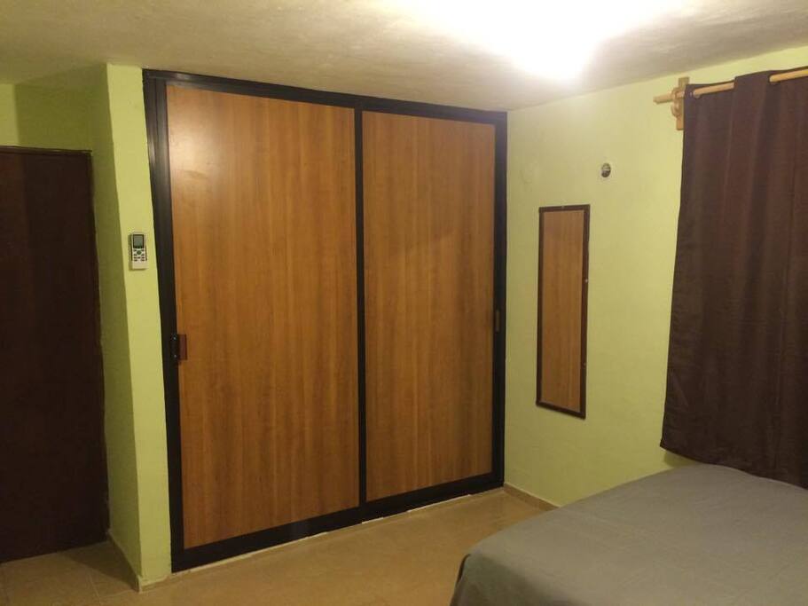 rooms with closet