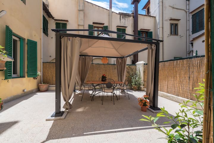 Terrazza Santa Croce - Casa Vacanze - Appartamenti in affitto a Firenze,  Toscana, Italia - Airbnb