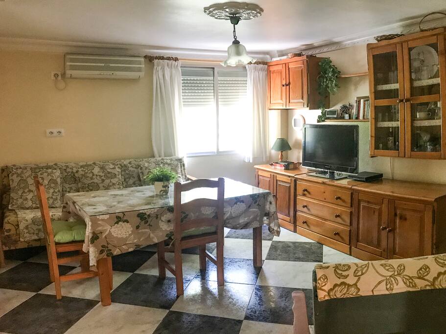 SALÓN COMEDOR