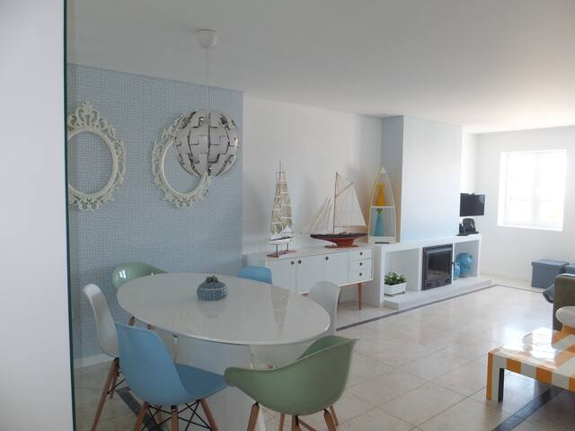 The Seagull Beach House - mar e farol mesmo ali!!