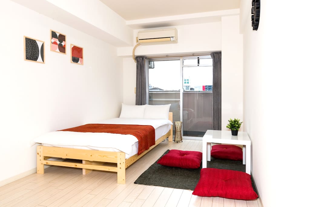 Bright and comfortable room with good view