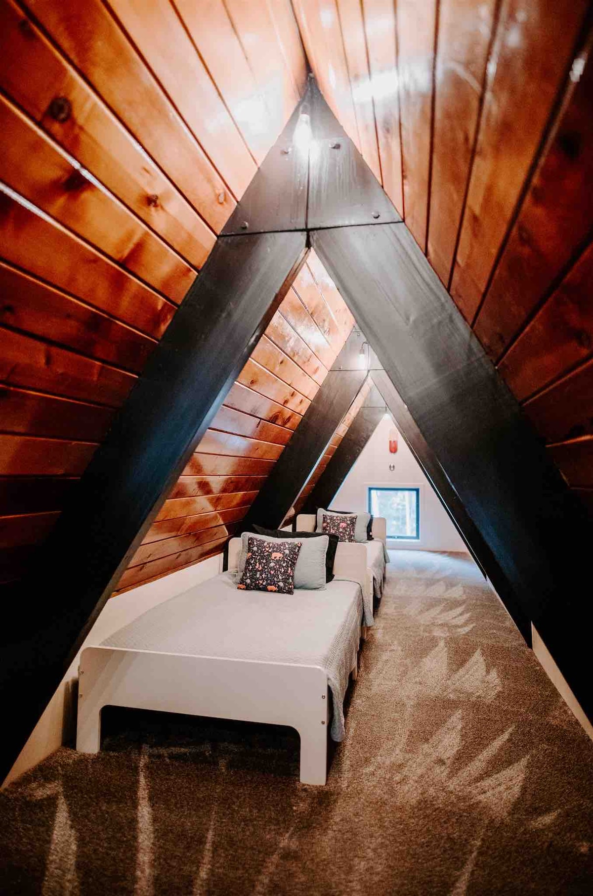 Kids loft with two single beds 