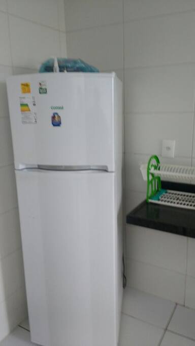 Cozinha Com Geladeira