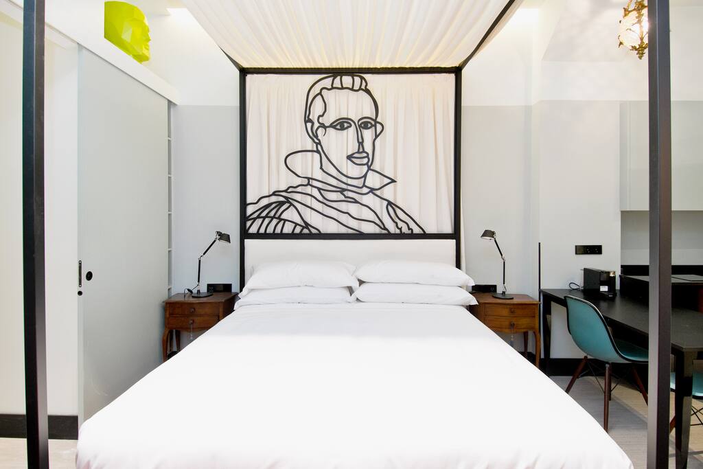 Bed front