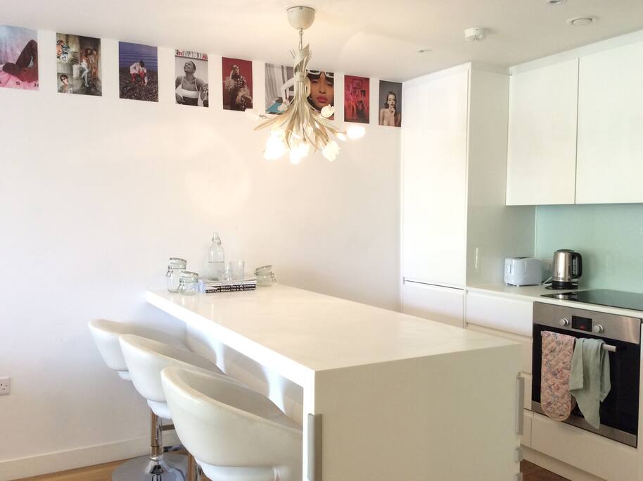 Breakfast bar