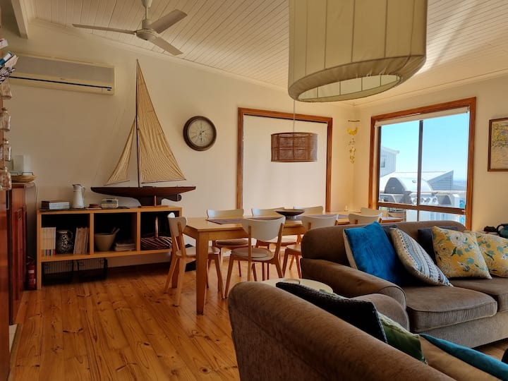 Top Of The World - Great For Families - Venus Bay