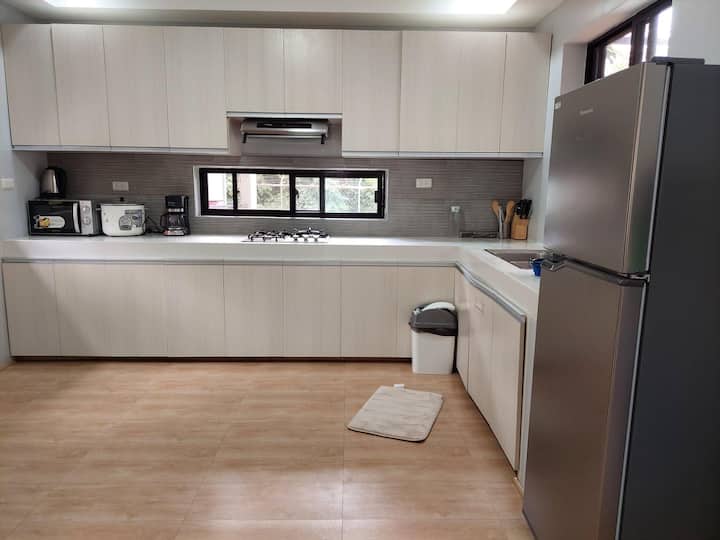 Lib-lib Private Resort In Cavite - Trece Mártires