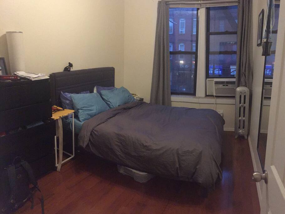 Queen Bed