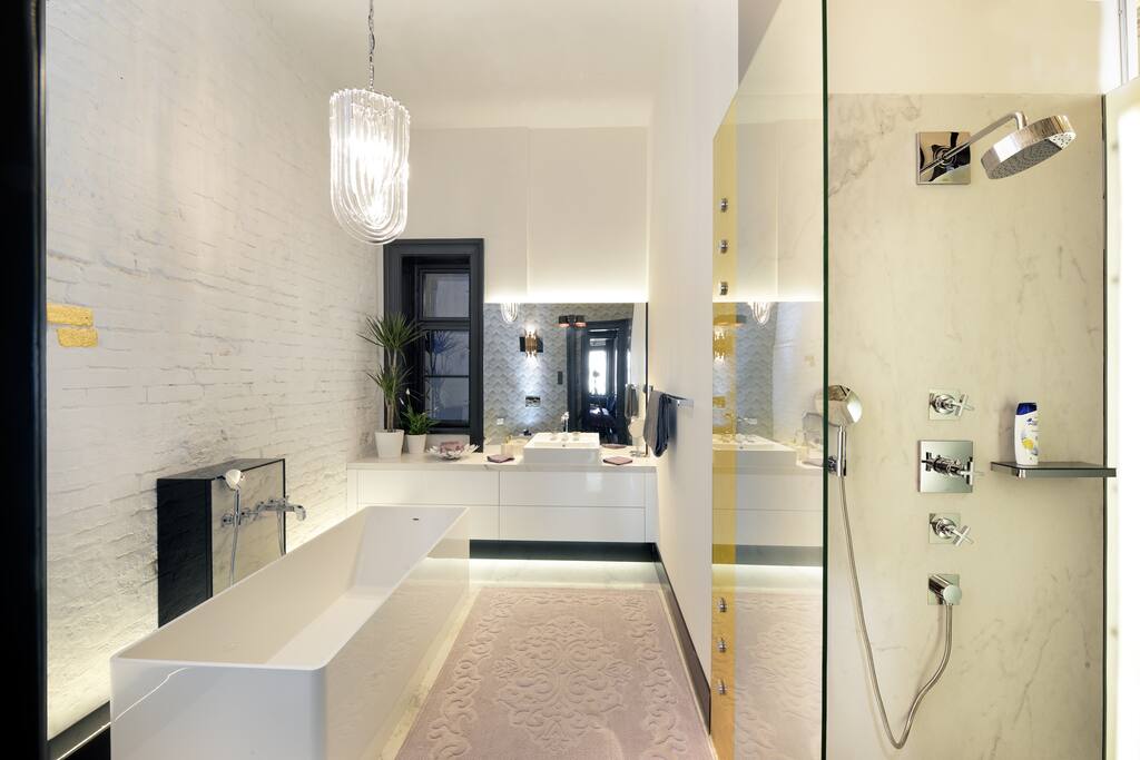 Top notch bath!