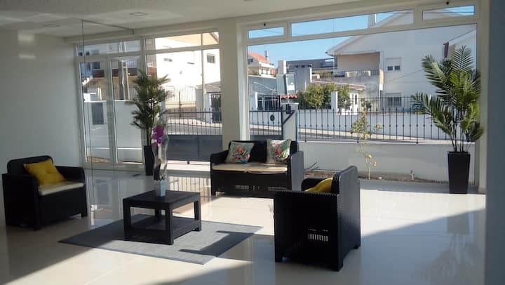 Tires Guest House - Oeiras - Porto Salvo