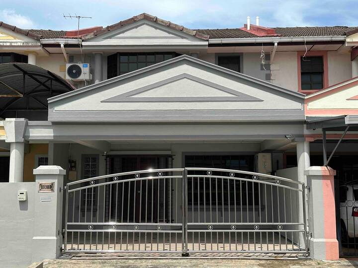 Infinity Home Kuching Tabuan 1338D Houses for Rent in Kuching