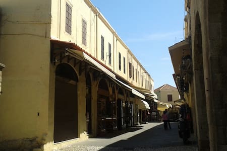 Studio 50 s.m. in the heart of the old town