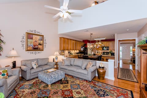 Top performing Airbnb: Lovely Long Lake Getaway/1st Floor King Bed Master in Raleigh / Cary