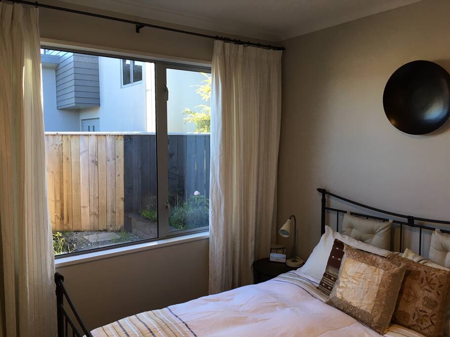 bedroom p3